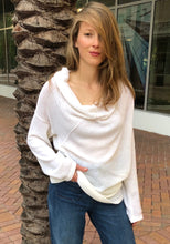 Load image into Gallery viewer, Dropped Shoulder Pullover