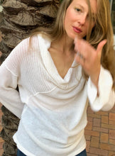 Load image into Gallery viewer, Dropped Shoulder Pullover