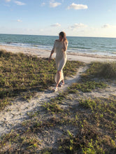 Load image into Gallery viewer, Dropped Shoulder Dress