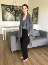 Load image into Gallery viewer, Ribbed Shawl Poncho