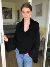 Load image into Gallery viewer, Kimono Sleeve Cross-body