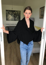 Load image into Gallery viewer, Kimono Sleeve Cross-body