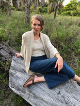 Load image into Gallery viewer, Shrug